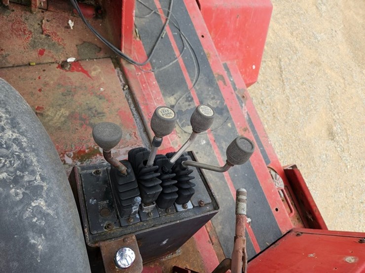 #5212-•-taylor-tse-90-01-fork-lift-image-26