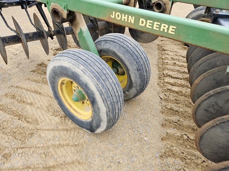john-deere-215-image-26