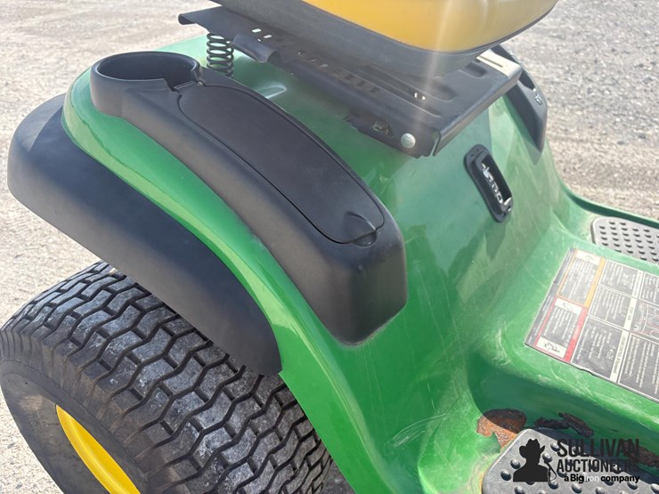 john-deere-d140-image-15
