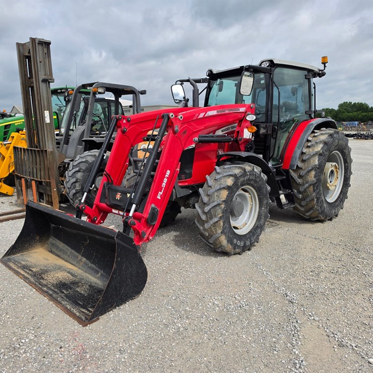 2018 MASSEY-FERGUSON 5710