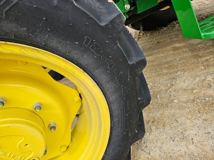 2024-john-deere-5067e-image-43