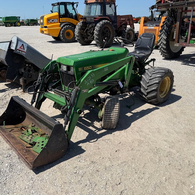 1984 JOHN DEERE 650