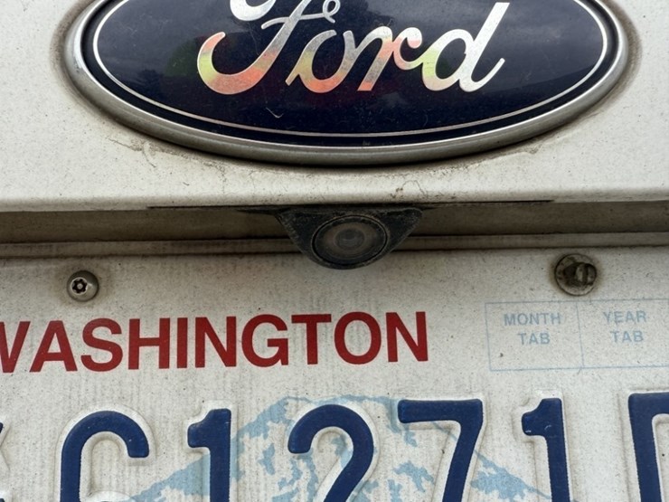 2016-ford-escape-image-19