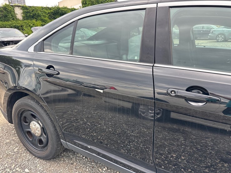 #36-•-2018-ford-interceptor-image-9