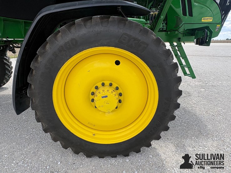 2024-john-deere-412r-image-18