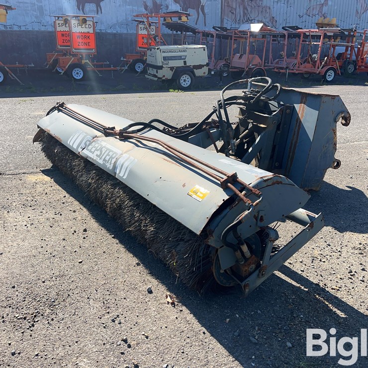 Sweepster D32M10 10’ Broom Attachment