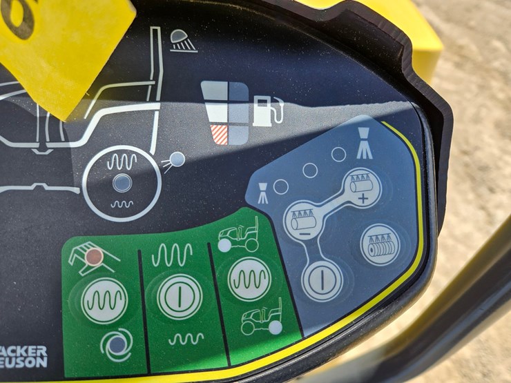 2017-wacker-neuson-rd28-120-image-22