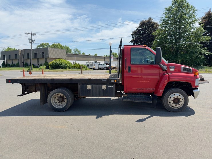 2003-gmc-c4500-s/a-flatbed-truck-image-6