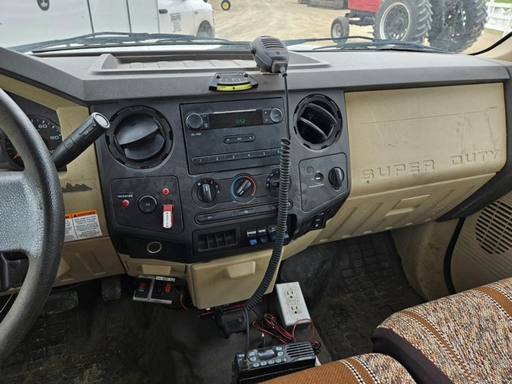 2008-ford-f550-image-49