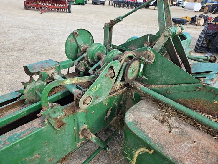 john-deere-24t-image-63