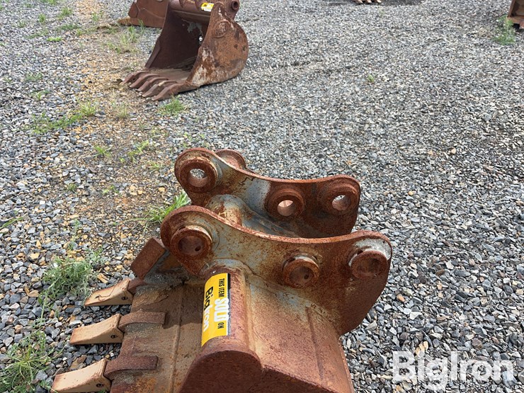 strickland-24"-backhoe-bucket-image-14