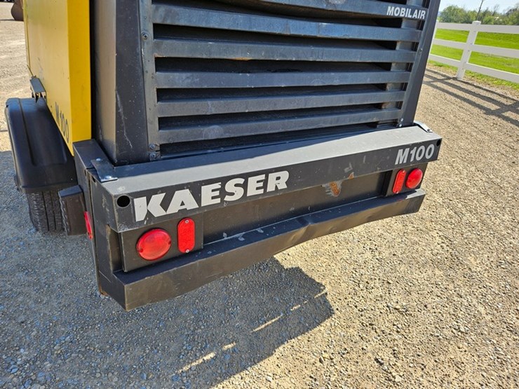 2014-kaeser-m100-image-24