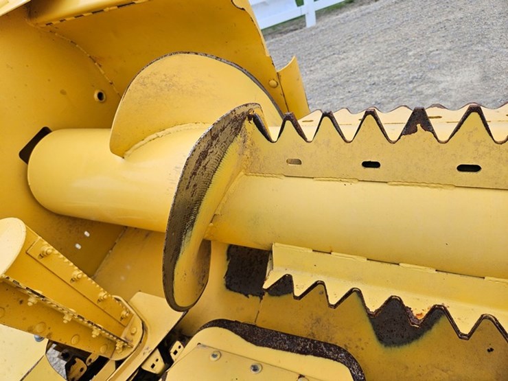 new-holland-3pn-image-17