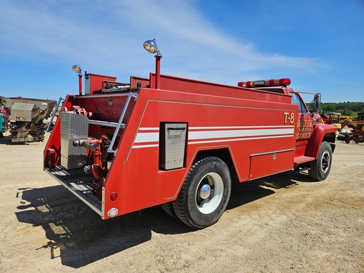 1986-ford-f800-image-5