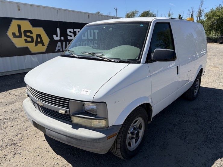 2005-chevrolet-astro-image-1