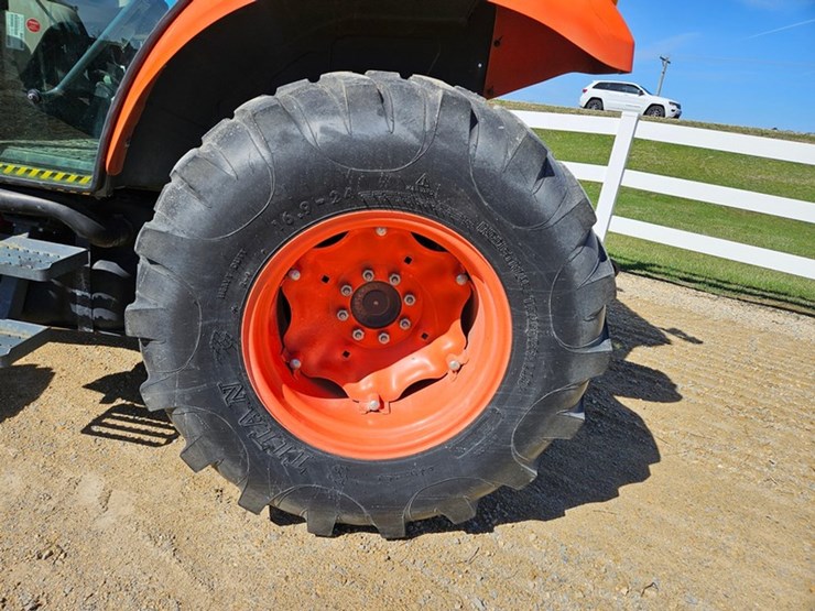 kubota-m7040-image-44