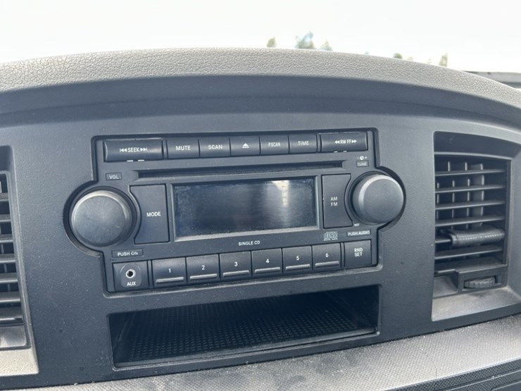 2006-dodge-ram-2500-image-24