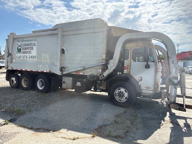 #6-•-2017-peterbilt-heil-front-loader-image-1