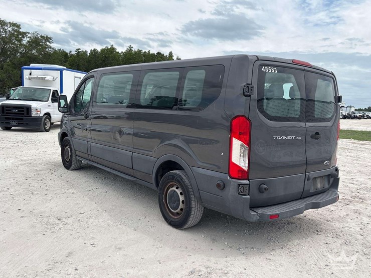 2017-ford-transit-image-4