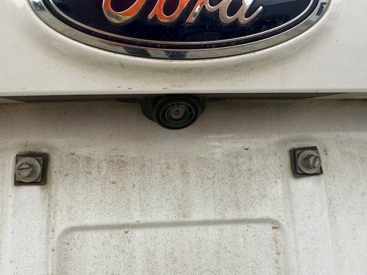 2017-ford-escape-se-image-18