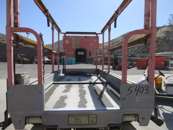 2016-jlg-2646es-image-7