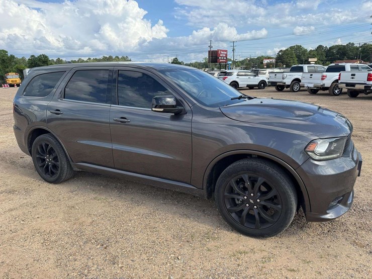 2019-dodge-durango-image-2