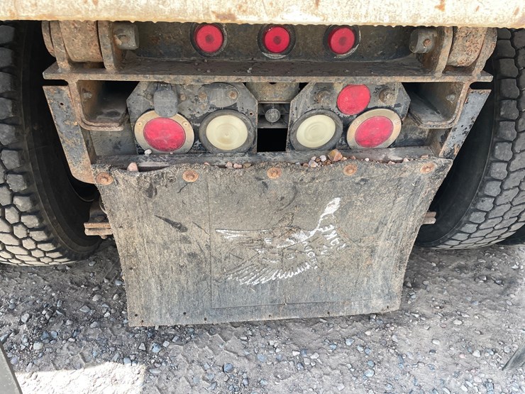 #1328-•-2008-freightliner-dump-truck-(has-mn-title)-image-17