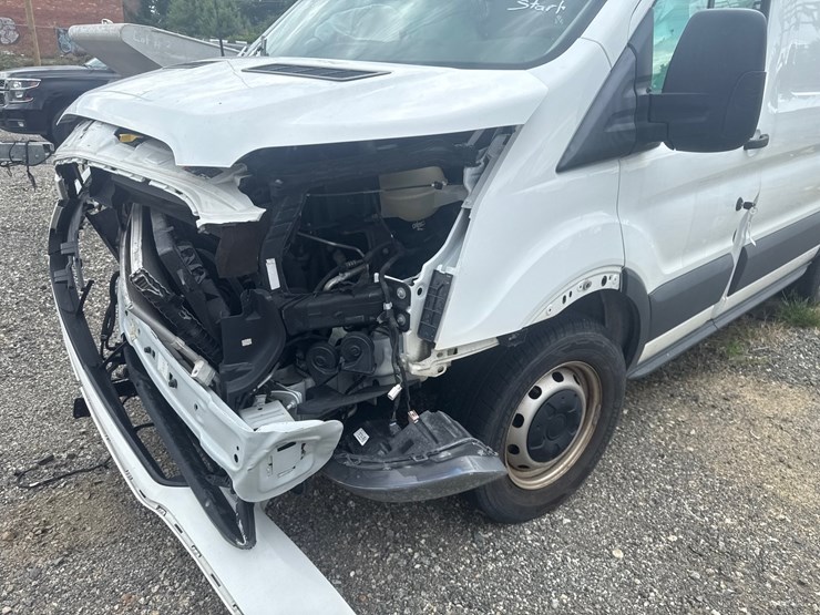 2018-ford-transit-image-10