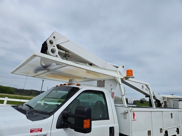 2008-ford-f550-image-10