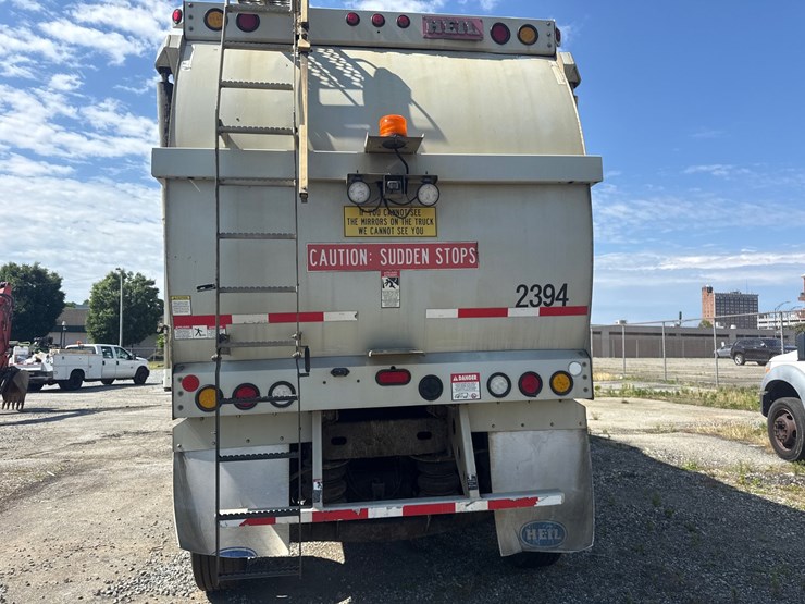 #6-•-2017-peterbilt-heil-front-loader-image-67