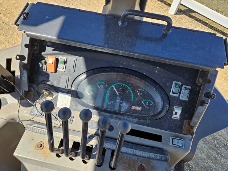 #5075-•-case-mxt-tractor-image-26