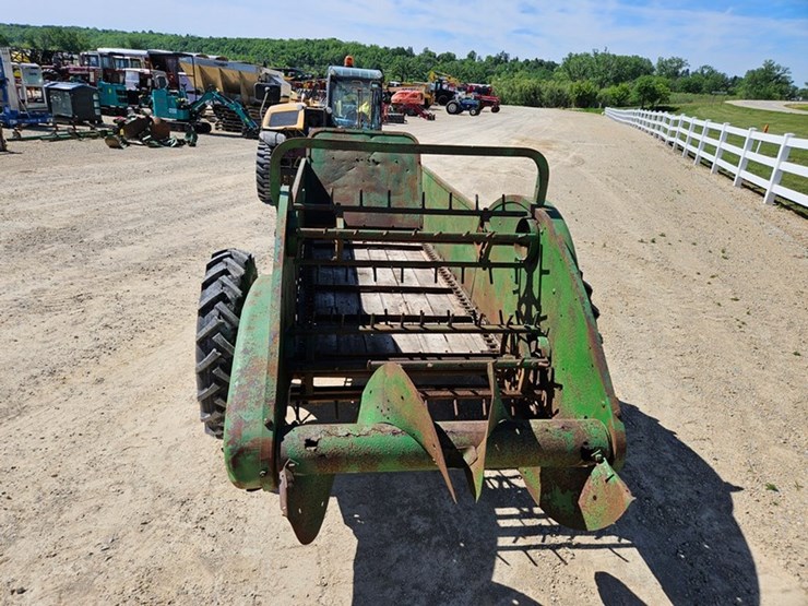 john-deere-7-image-4