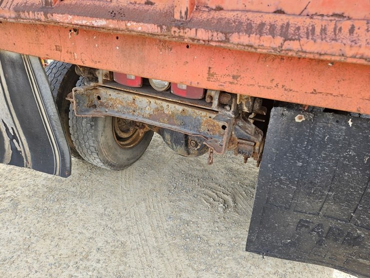 1975-ford-f750-image-53