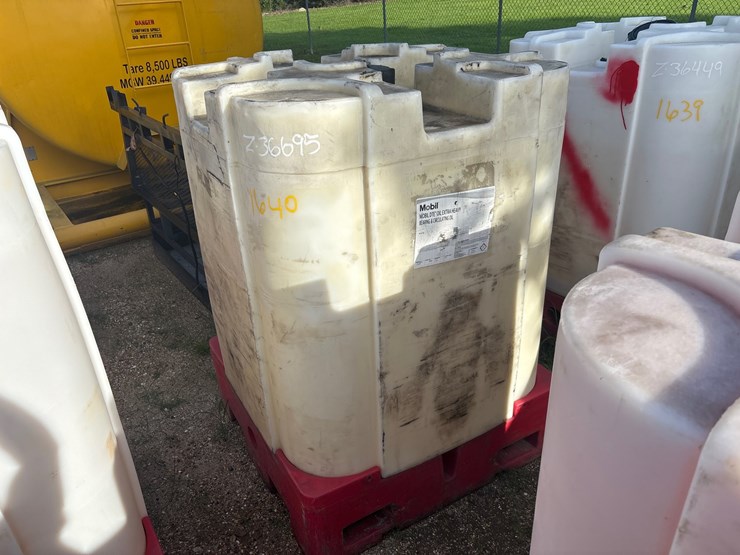 #1640-•-330-gallon-plastic-storage-oil-tank-image-1