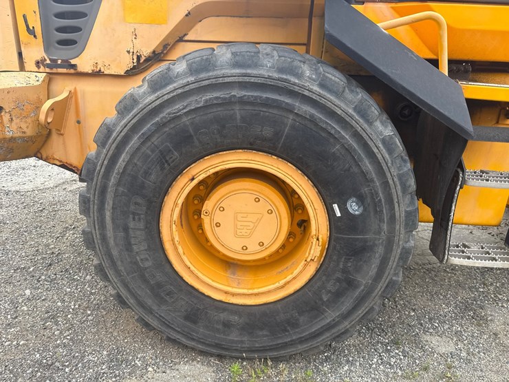 2007-jcb-436-image-26