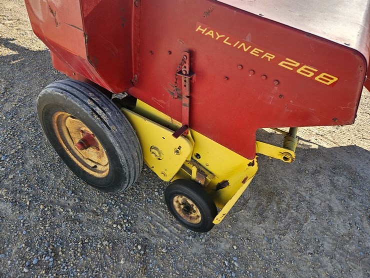 new-holland-268-image-14