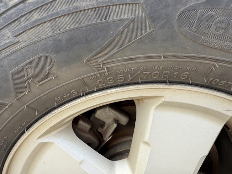 2009-ford-escape-image-16