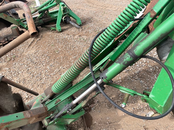 john-deere-275-image-7