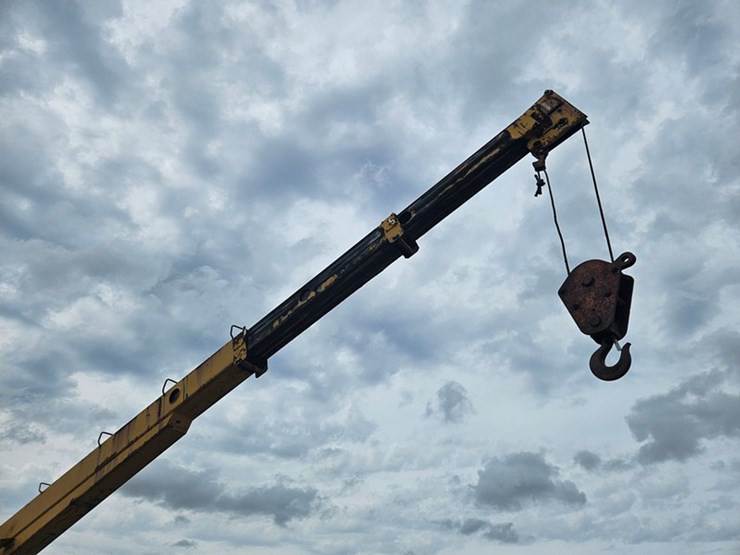 #5087-•-crane-truck-image-42