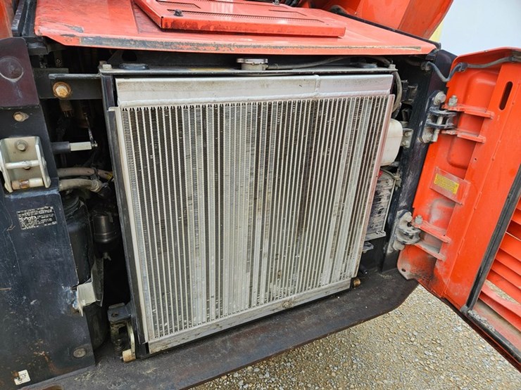 kubota-svl95-2s-image-18