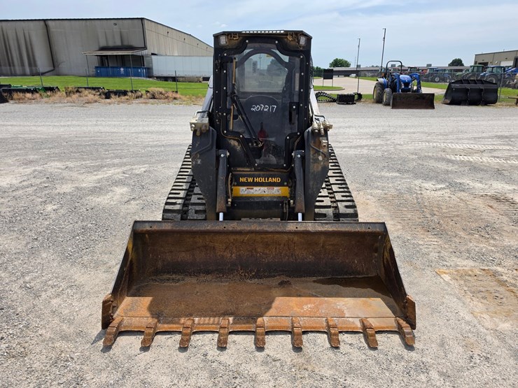 2023-new-holland-c345-image-2