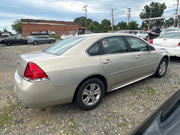 #37-•-2012-chevy-impala-image-6