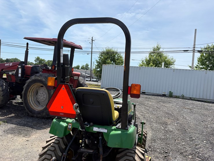 2008-john-deere-2305-image-7