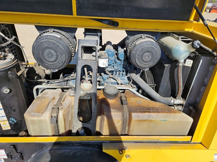 2014-kaeser-m100-image-17