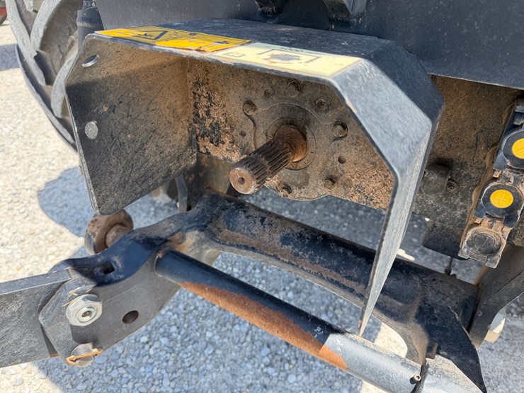 #212254-•-2022-jcb-8330-fastrac-tractor-image-4