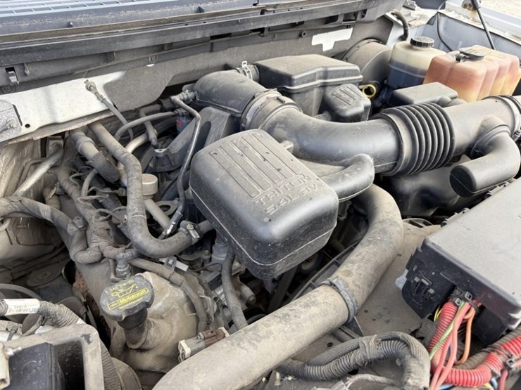 2009-ford-f150-xl-image-11