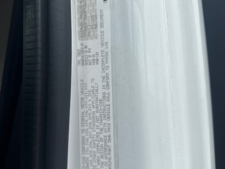 2014-freightliner-114sd-image-45