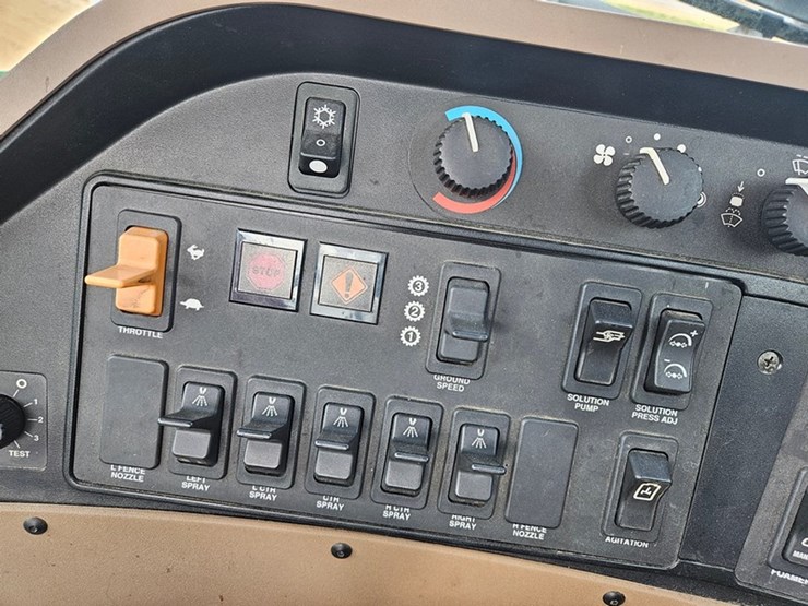 john-deere-4700-image-80