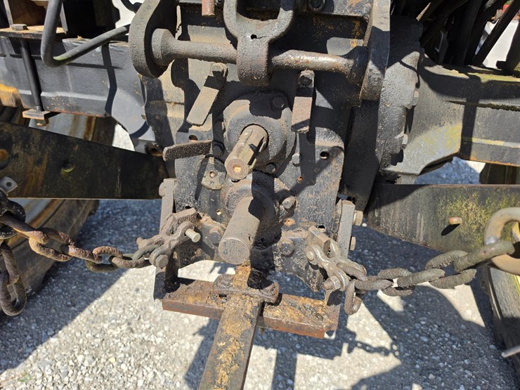 1988-case-ih-885-image-18