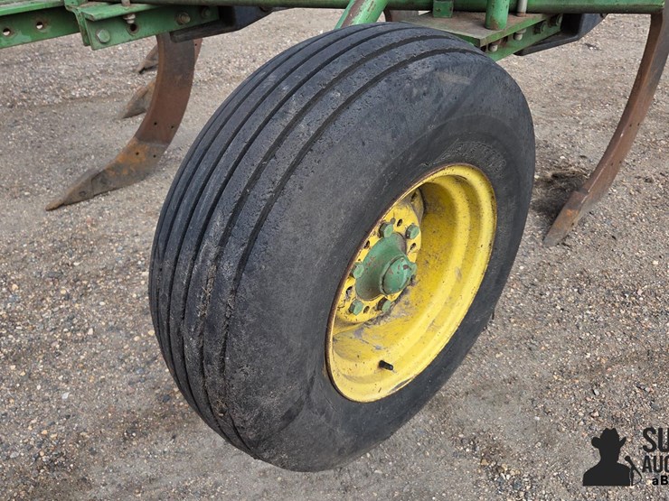 john-deere-910-image-11